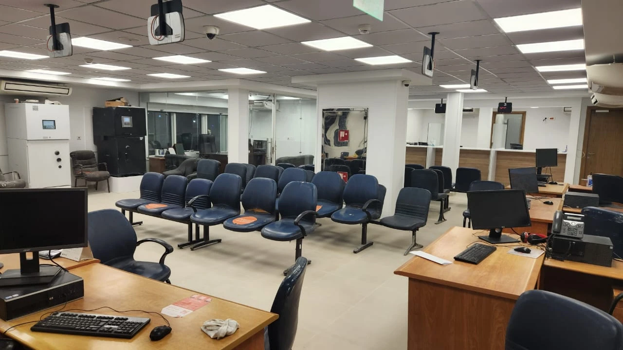 Alex Bank - Qena